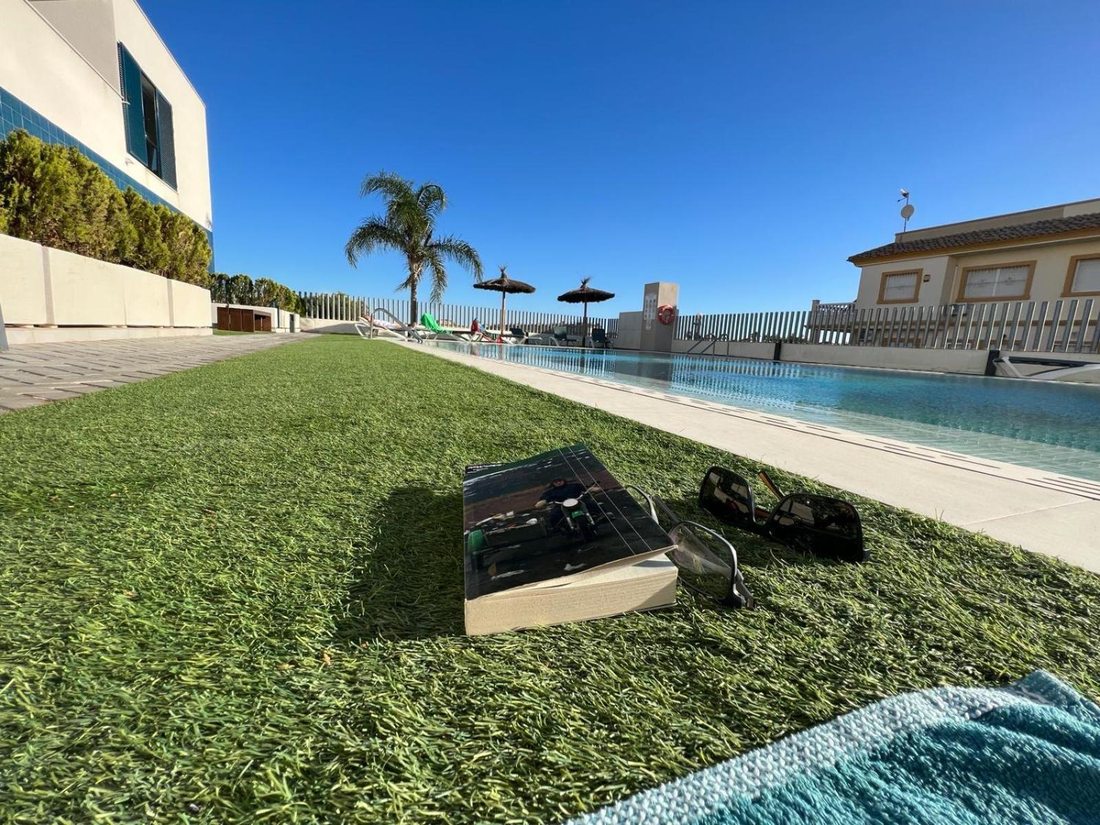 Apartamento Palmview Poolside Heaven In Turquesa Del Mar Oriola  Exterior foto